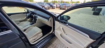 Volkswagen Passat Variant 2.0 TDI, Hightline - 10
