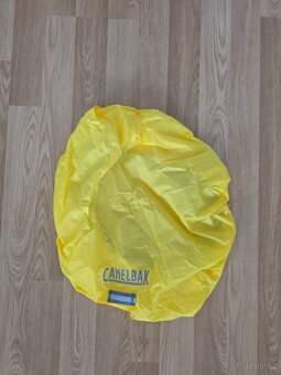 Cyklistický hydro batoh Camelbak M.U.L.E. žlutý - 10
