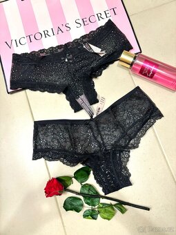NOVÉ Victoria´ s Secret set 2x spodní prádlo M - 10