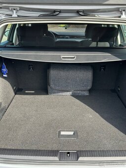 VW PASSAT Má najeto 35000 - 10