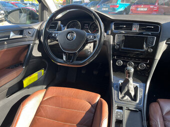 VOLKSWAGEN GOLF  1,6 TDi  77  Kw  PANO,TAŽ,ACC - 10