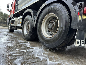 Eur6 sklápěč - tahač 6x4 Volvo spaní - 10