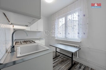 Pronájem bytu 2+1, 57 m², Karlovy Vary, ul. Charkovská - 10