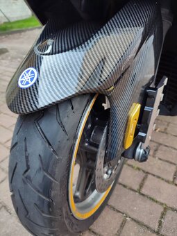 Yamaha TMax 500 Tech Max limit.edice Karbon - 10