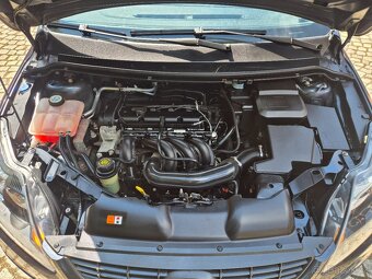Ford Focus Combi 1.6 16v X ROAD - 10