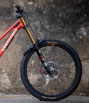 SANTA KRUZ Downhill Kolo 2025 Cena 310.000 Kč (12400 euro) - 10