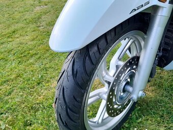 Honda SH 350i ABS - 10