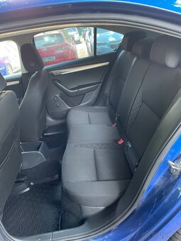 skoda octavia 1.4tsi+cng 81kw 2018 84000km - 10