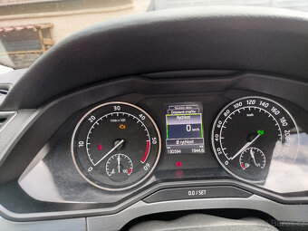 Škoda Superb TDI, DSG, Webasto - 10