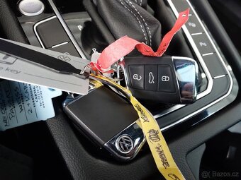 Volkswagen Passat Variant 2.0 TDI DSG - 10