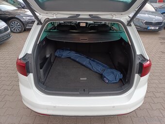 VW Passat B8 GTE 1.4 eTSI 160kW DSG Tažné ACC Kamera ERGO - 10