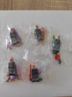Lego figurky - 10