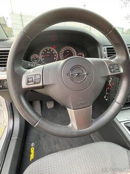 Opel Vectra C - FL- 1.8i Benzin - 103 kw , 1 majitel - 10