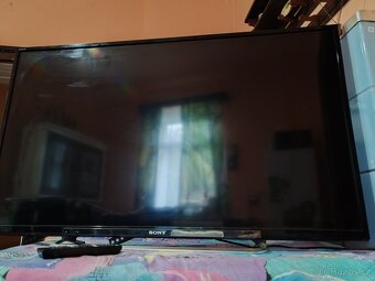 2 Televize smart 139cm LG a Sony Bravia 120cm - 10