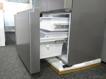 Americká chladnička Hisense RF815N4SESE-se zárukou - 10