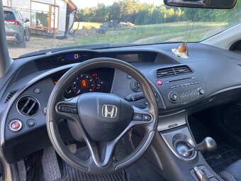 Honda Civic 1.4 2009 - 10