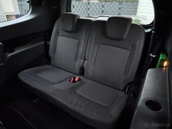 Dacia Lodgy, 1.6i,75KW,7MÍST,NELAKOVÁNO - 10