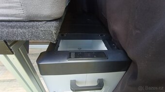 Volkswagen transporter T5 1.9 TDI camper - 10