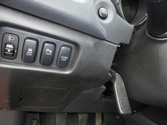 Mitsubishi ASX 1,6 Mivec, 1. majitel, dvě sady kol, r.v. 09/ - 10
