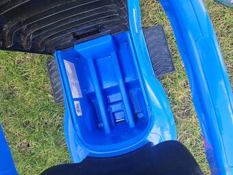 Odrážedlo Mercedes - 10