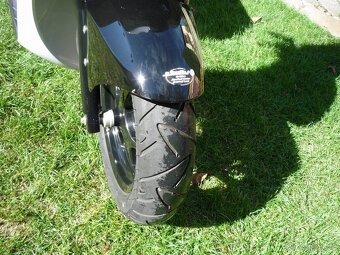 Skůtr Honda PES 125 r.v.2011 - 10