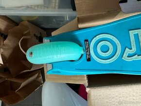 PRODÁNO, KOLOBĚŽKA MICRO MINI DELUXE AQUA. PERFEKTNÍ STAV - 10