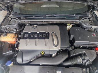 Peugeot 407 coupe - 10