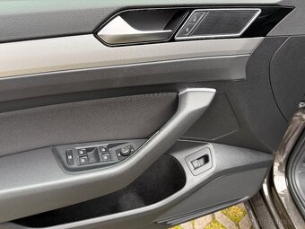 Volkswagen Passat B8 - 10