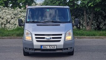 FORD TRANSIT TOURNEO - Spolehlivý společník na cesty s vesta - 10