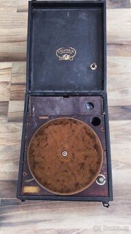 Prodám americký gramofon od Columbia na kliku . - 10