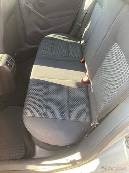 Volkswagen Golf VI 1.6tdi 77kw - 10