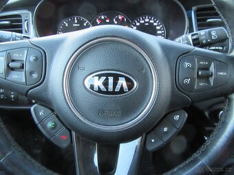 Kia Carens 1,7 CRDI, model 2016, pravidelný servis - 10