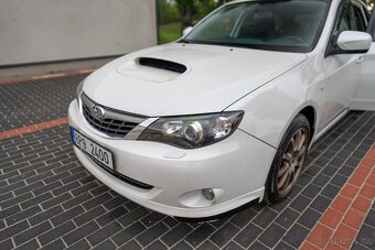 Subaru Impreza 2.0D - 10