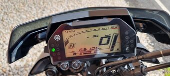 Yamaha MT 10 - 10