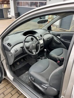 Toyota Yaris 1.4 D4d - 10