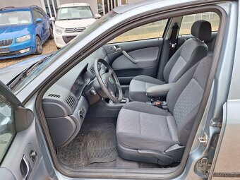 Škoda Octavia 1.6 MPi 75KW Automat, Ambiente - 10