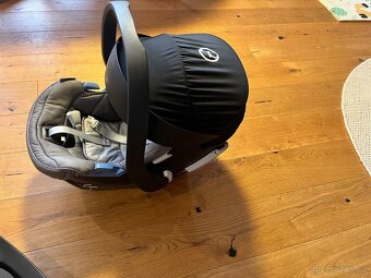 Cybex Aton 5 (vajíčko) + ISOFIX základna - 10