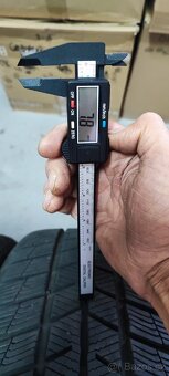 235/45/18 Barum Polaris 5, 8.2mm-7.8mm, 2920 - 10