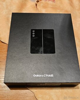 Samsung Galaxy Z Fold5 12GB/256GB v záruce přímo Samsung - 10