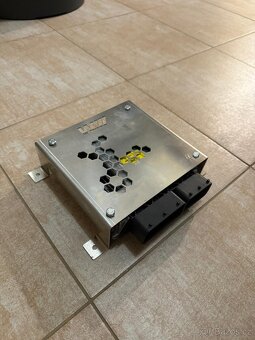 NISSAN PATROL M57 SWAP DRŽÁK ŘÍDÍCÍ JEDNOTKY - 10