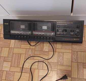 Tape DECK - 10