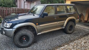 Nissan Patrol Y61 - 10