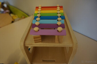 dřevěná tahací vkládačka + xylofon - 10