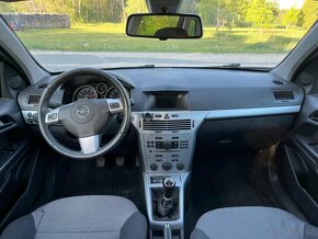 Opel Astra  1.4 benzín - 10