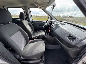Fiat DOBLO 1.4i 70kw, 1.MAJITEL, NOVÁ STK, TOP STAV, 5 míst - 10