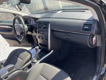 Mercedes-Benz Třídy B B 180i 115PS EXCLUSIVE TOP 1A - 10