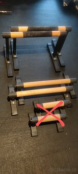 Vybavení posilovny/workoutu/gymnastiky - 10