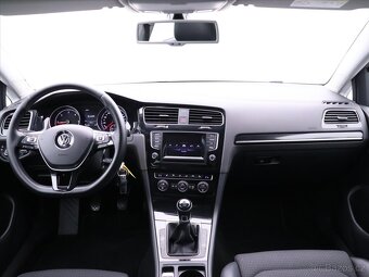 Volkswagen Golf 1,6 TDI Highline CZ (2015) - 10