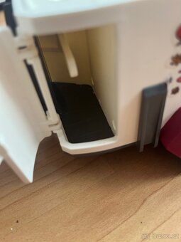 prodam domecek pro kone+cukrarnu - 10