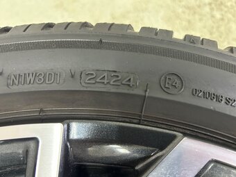 zimní originál sada Škoda Superb IV Helix 19" - 10